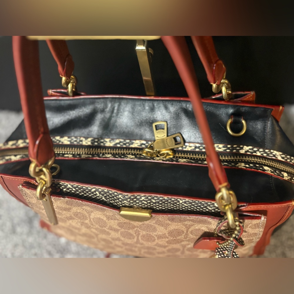 Coach Dreamer 36 signature canvas with refined calf leather and snakeskin - Picture 9 of 15